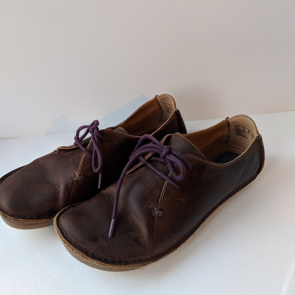 Clarks Janey Mae Darby Brown Leather Lace up Flats